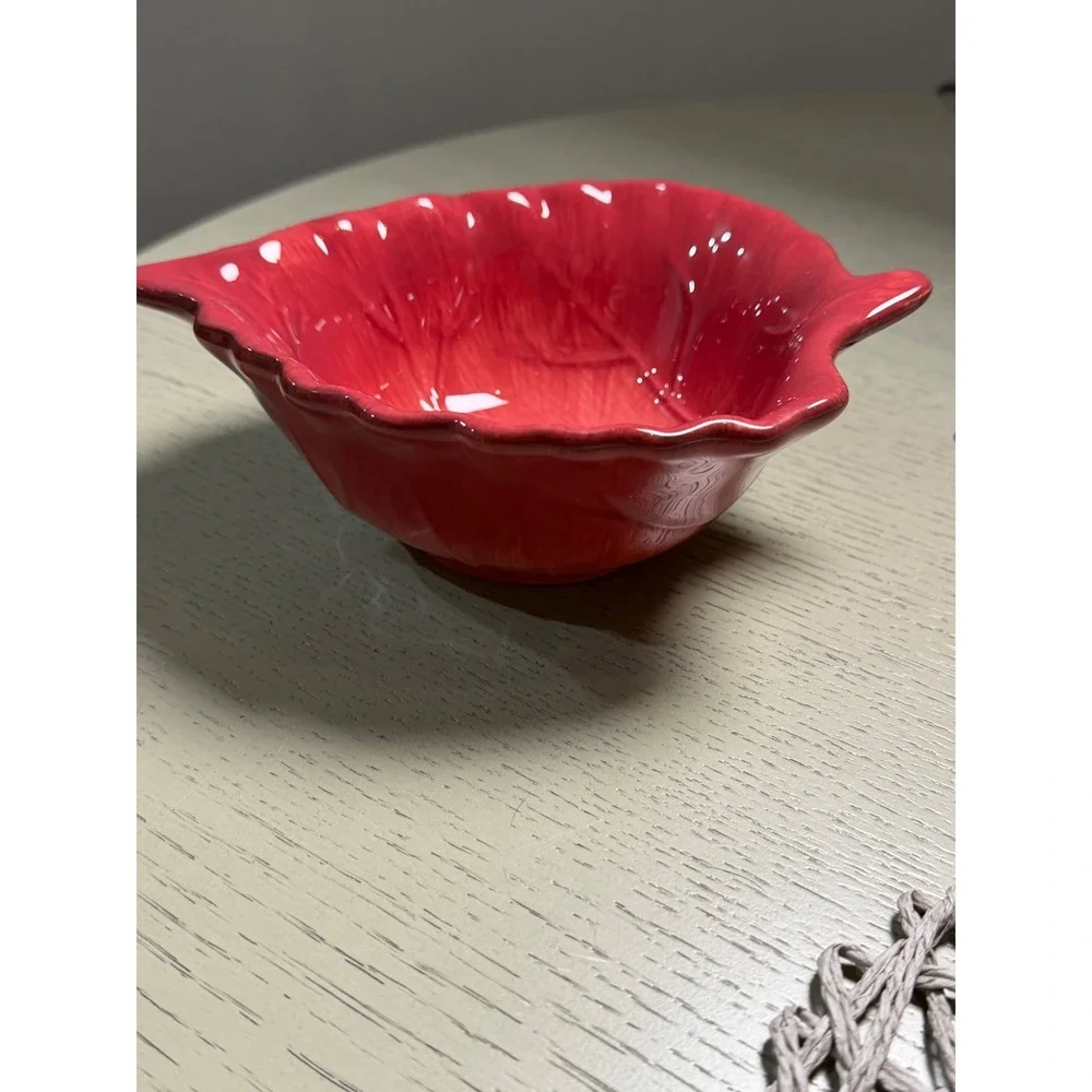 Harvest Red Ceramic Leaf Bowl Scalloped Fall Autumn Serving Dish Glossy Crimson